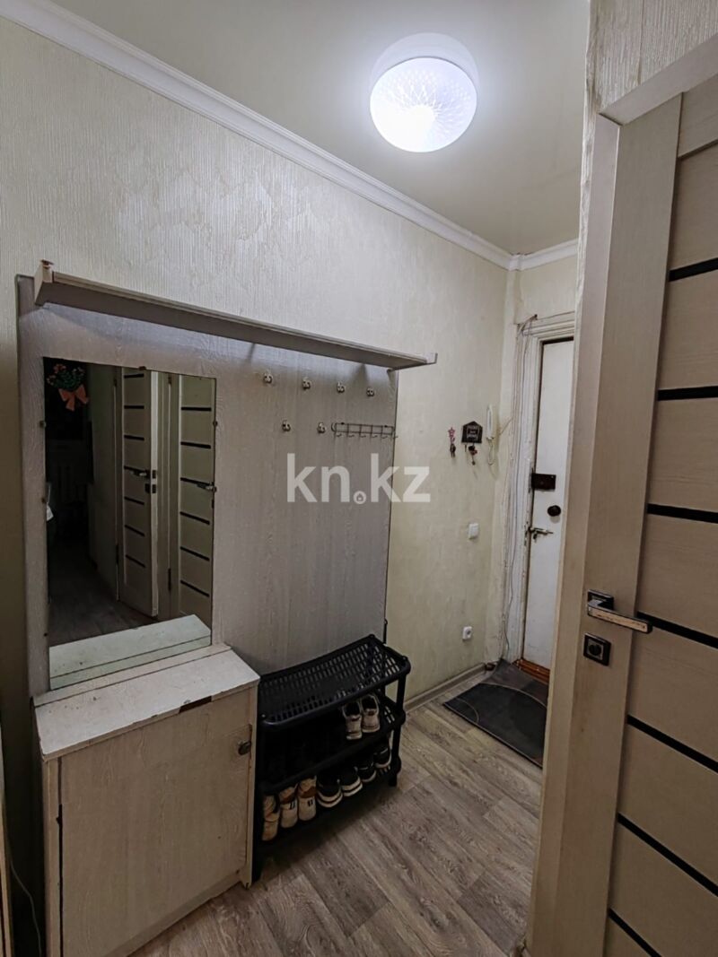 Продажа 3-комнатной квартиры, 48 м² - Продажа трехкомнатных квартир на Юго-Востоке Караганды - страница 13 фото 11 из 13
