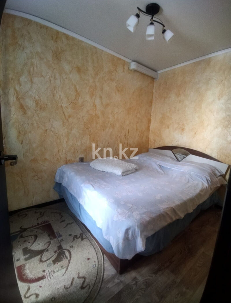 Аренда 2-комнатной квартиры посуточно, 40 м² - Аренда двухкомнатных квартир посуточно в Казахстане - страница 3 фото 9 из 17