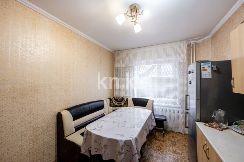 Продажа 4-комнатной квартиры, 91.9 м² - Продажа квартир в панельном доме в Астане - страница 14 фото 8 из 35