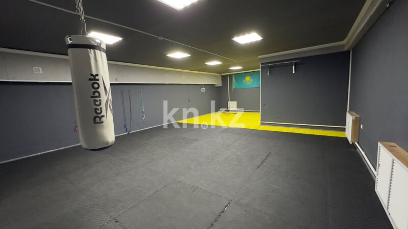 Продажа помещения, 179 м² - Продажа жилой и коммерческой недвижимости в Уральске фото 1 из 1