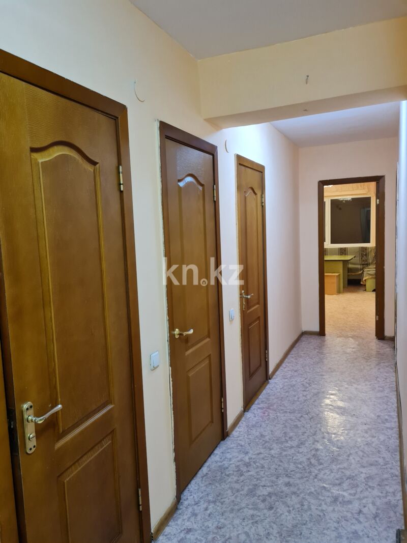 Продажа 2-комнатной квартиры, 64 м² - Продажа квартир в панельном доме в Алматы - страница 9 фото 1 из 9