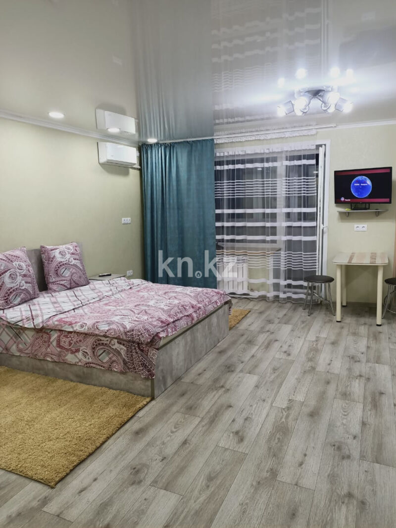 Аренда 1-комнатной квартиры посуточно, 40 м² - Аренда однокомнатных квартир посуточно в Казахстане - страница 10 фото 2 из 8