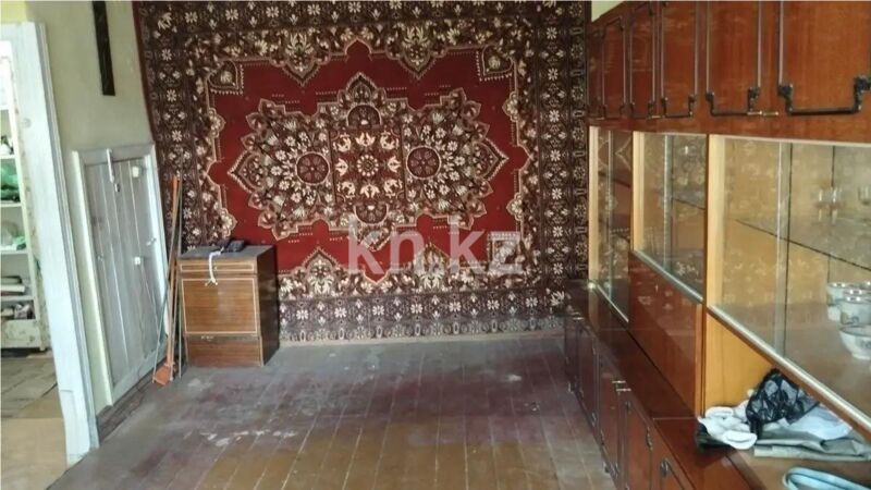Продажа 3-комнатной квартиры, 42 м² - Продажа офисных и торговых помещений в Абае фото 2 из 8