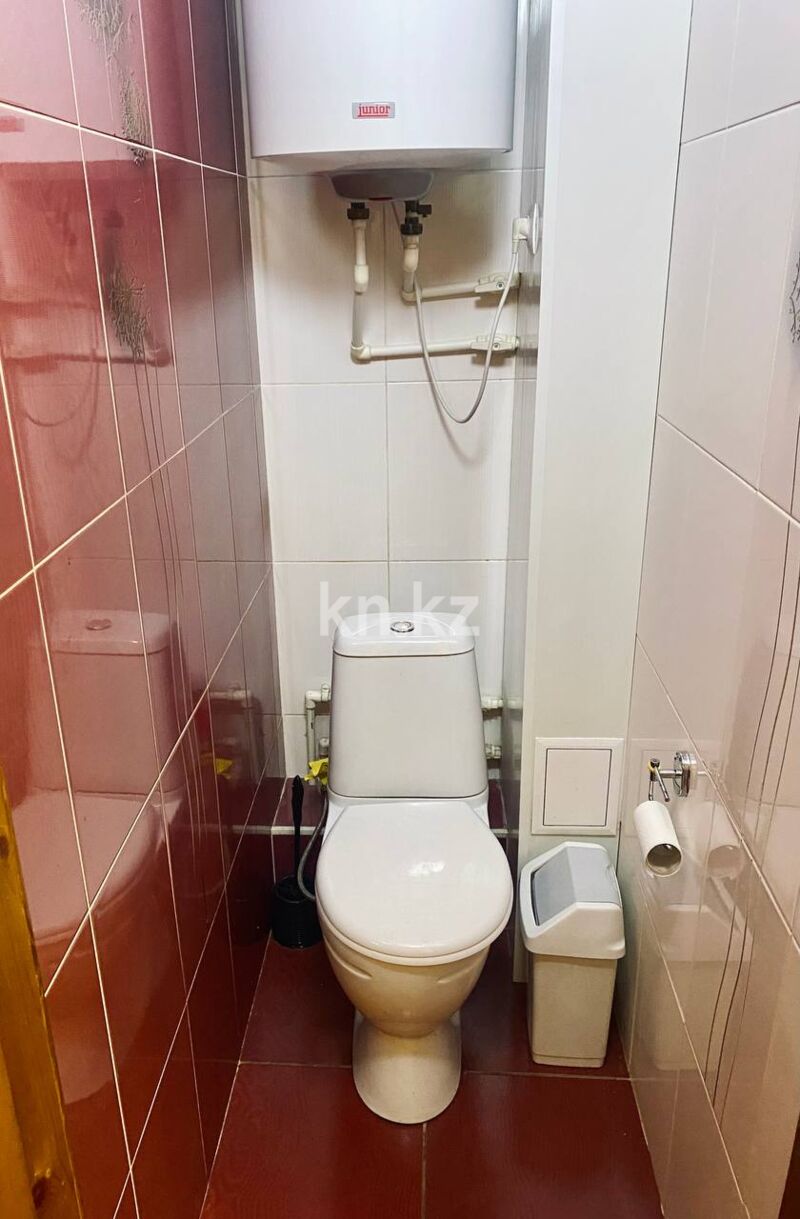 Продажа 3-комнатной квартиры, 63 м² - Продажа трехкомнатных квартир в кирпичном доме в Караганде фото 6 из 12