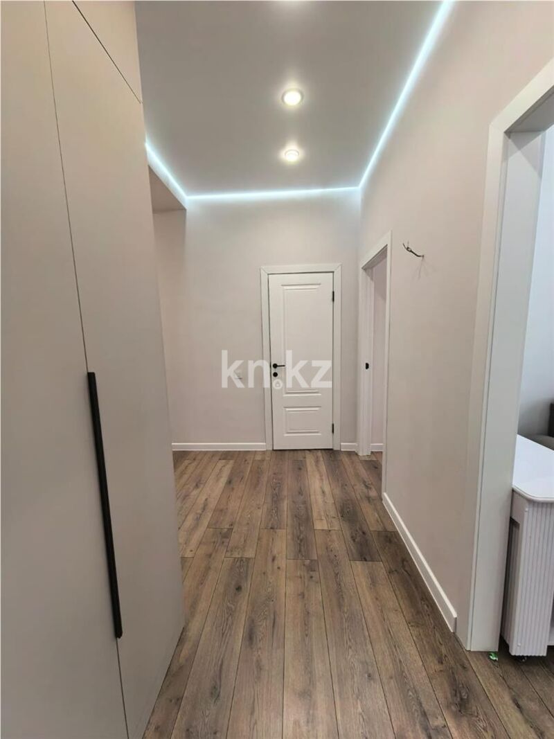 Продажа 3-комнатной квартиры, 70 м² - Продажа трехкомнатных квартир на Юго-Востоке Караганды - страница 8 фото 17 из 21