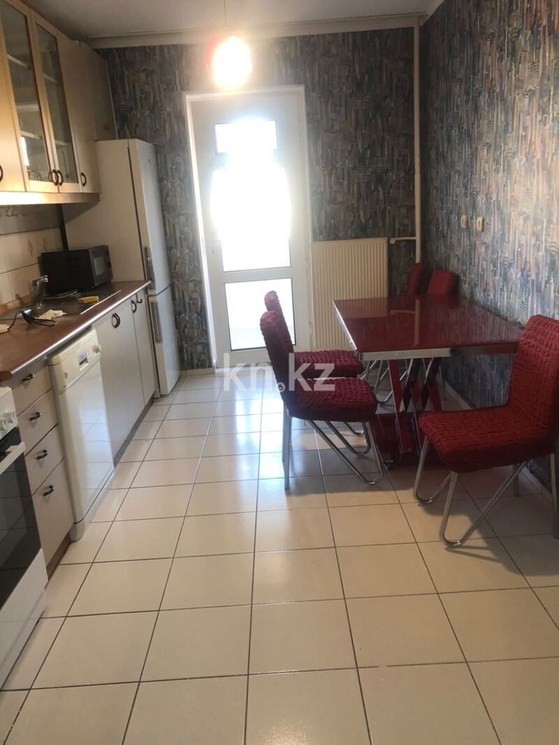 Аренда 3-комнатной квартиры, 90 м² - Аренда квартир помесячно в р-не Сарыарка Астаны фото 1 из 11