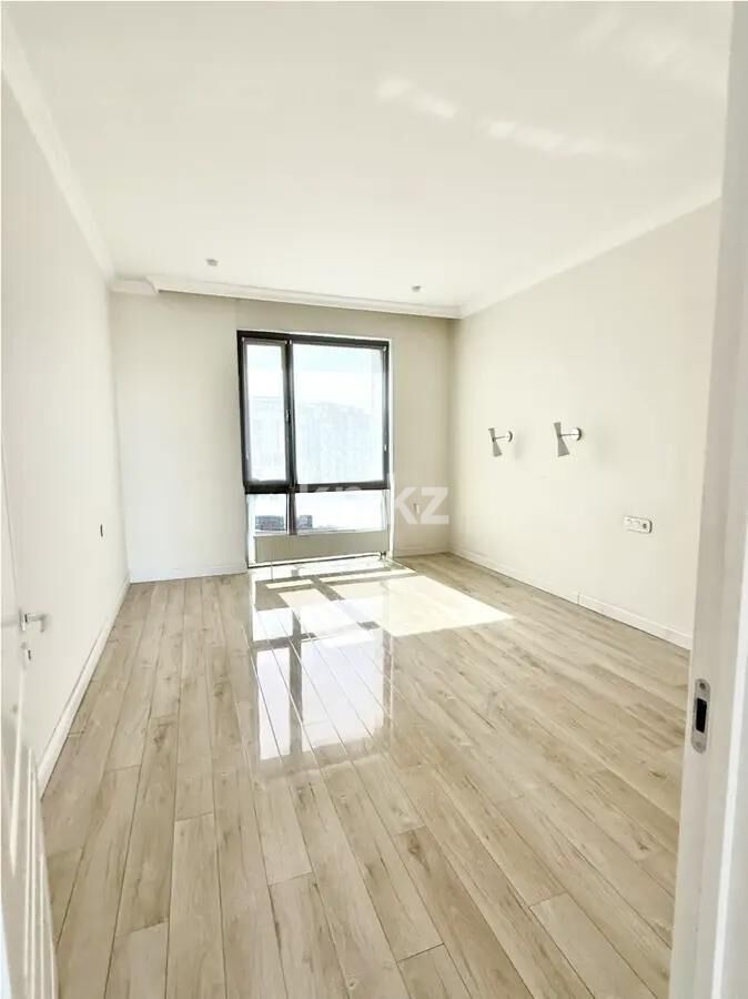 Продажа 4-комнатной квартиры, 130 м² - Продажа квартир в монолитно-каркасном доме в Астане - страница 125 фото 1 из 6