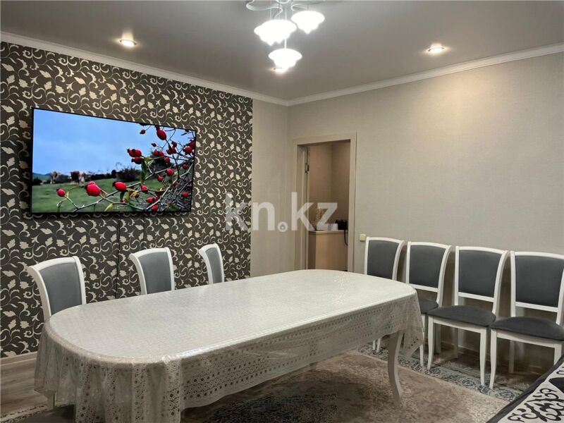 Продажа 3-комнатной квартиры, 74 м² - Продажа трехкомнатных квартир в Майкудуке Караганды - страница 9 фото 2 из 12