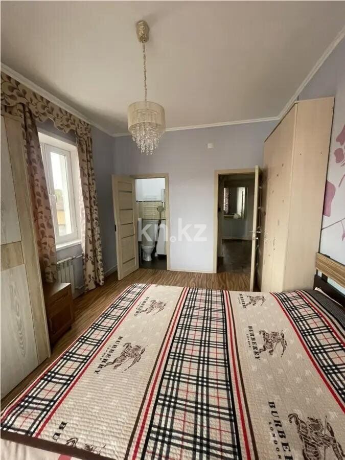 Продажа 4-комнатной квартиры, 90 м² - Продажа жилой и коммерческой недвижимости в Караганде фото 3 из 6