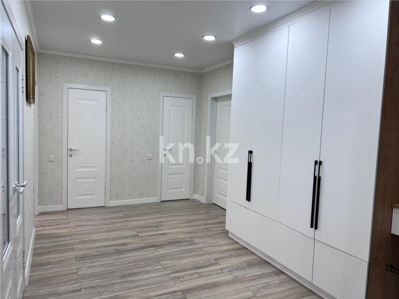 Продажа 3-комнатной квартиры, 83 м² - Продажа трехкомнатных квартир на Юго-Востоке Караганды - страница 19 фото 19 из 26