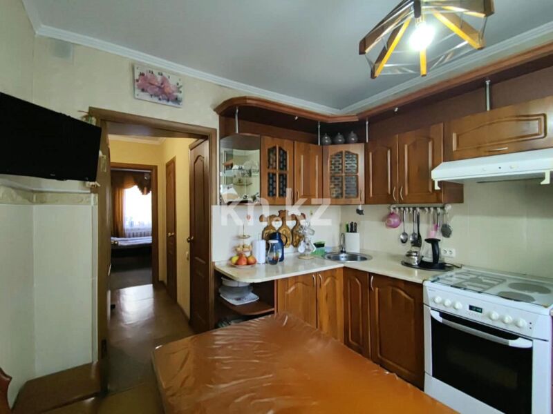 Продажа 3-комнатной квартиры, 63 м² - Продажа трехкомнатных квартир на Юго-Востоке Караганды фото 24 из 40