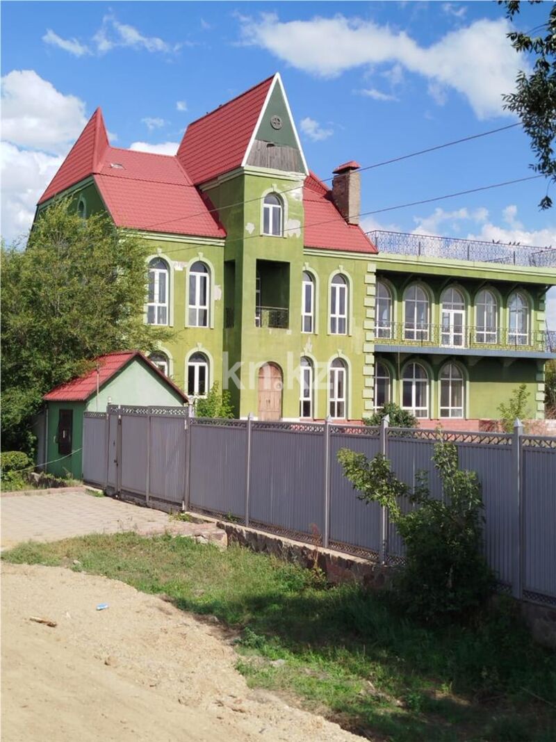 Продажа 10-комнатного дома, 904 м² - Продажа домов, коттеджей в Темиртау - страница 3 фото 2 из 54