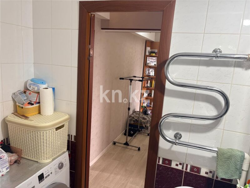 Продажа 3-комнатной квартиры, 64 м² - Продажа трехкомнатных квартир на Юго-Востоке Караганды - страница 10 фото 18 из 25