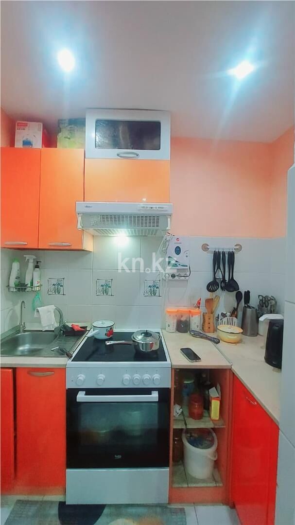 Продажа 3-комнатной квартиры, 63 м² - Продажа квартир в монолитно-каркасном доме в Караганде - страница 2 фото 9 из 12