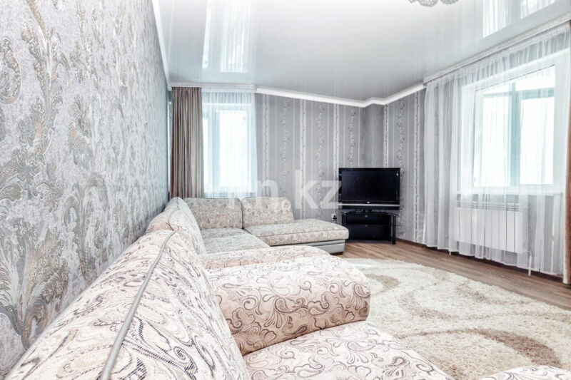 Аренда 3-комнатной квартиры посуточно, 117 м² - Аренда квартир посуточно в р-не Есиль Астаны фото 2 из 21