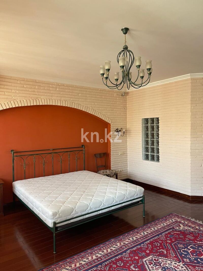 Аренда 2-комнатной квартиры, 137 м² - Аренда недвижимости в Алматы фото 10 из 17