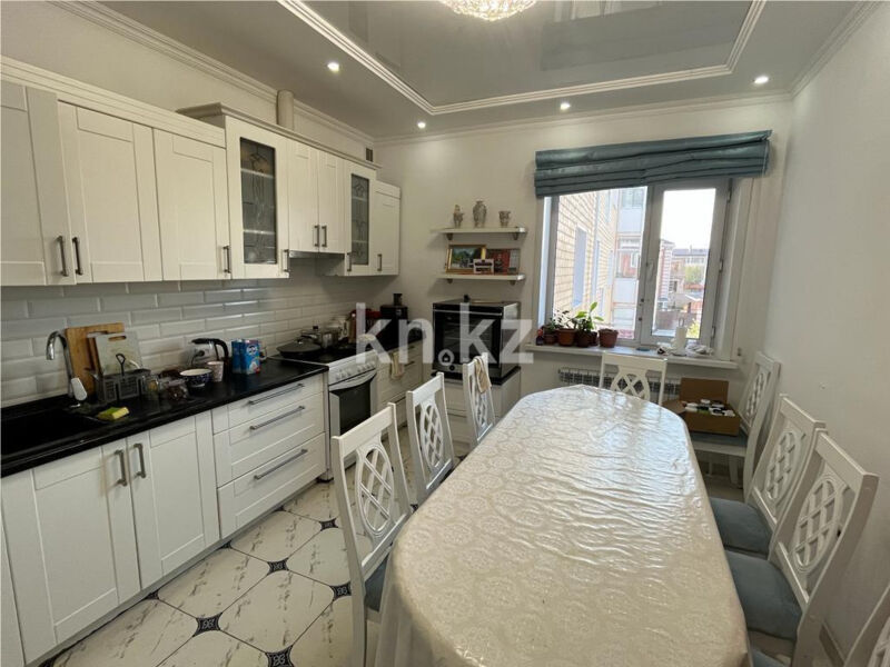 Продажа 4-комнатной квартиры, 131 м² - Продажа четырехкомнатных квартир в кирпичном доме в Караганде - страница 8 фото 17 из 23