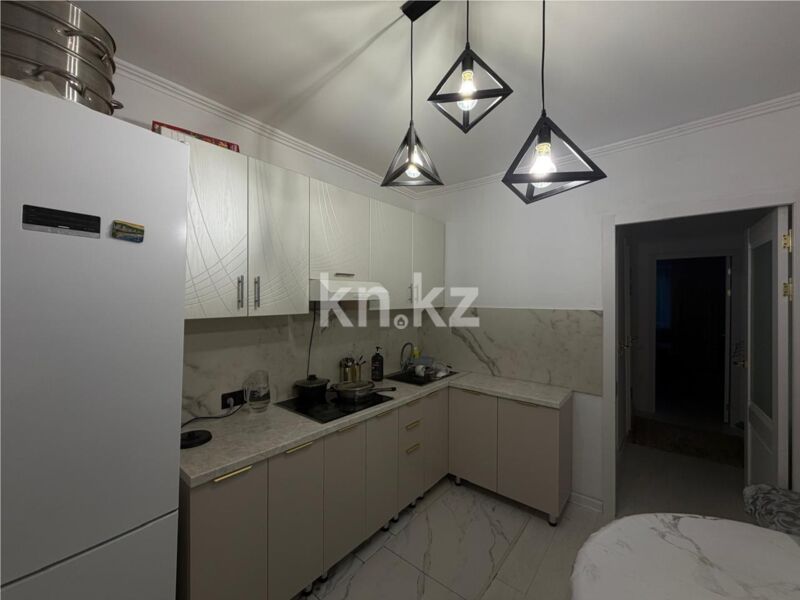 Продажа 3-комнатной квартиры, 64 м² - Продажа трехкомнатных квартир на Юго-Востоке Караганды - страница 19 фото 2 из 15