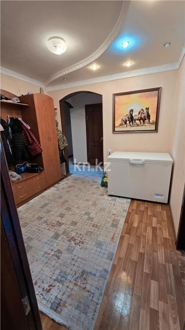 Продажа 4-комнатной квартиры, 78 м² - Продажа четырехкомнатных квартир в панельном доме в Караганде - страница 5 фото 11 из 13