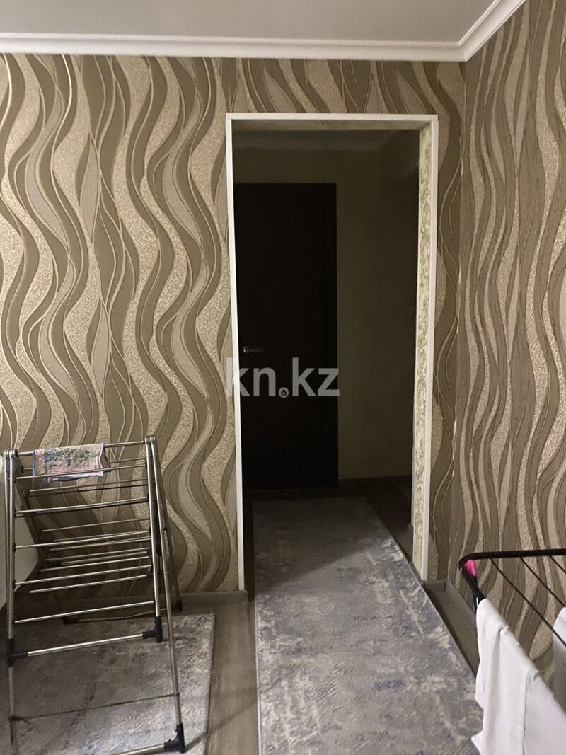 Продажа 3-комнатной квартиры, 55.3 м² - Продажа квартир в Майкудуке Караганды - страница 2 фото 1 из 7