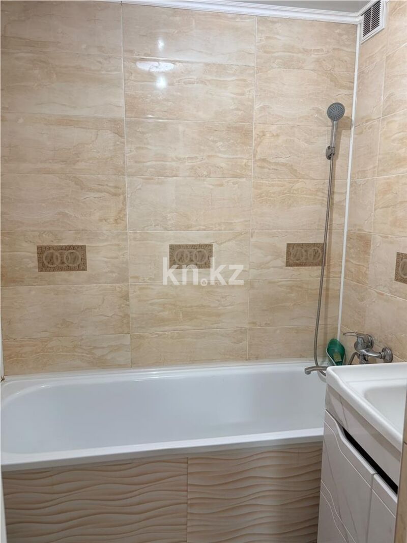 Продажа 3-комнатной квартиры, 67 м² - Продажа трехкомнатных квартир в Майкудуке Караганды - страница 4 фото 19 из 29