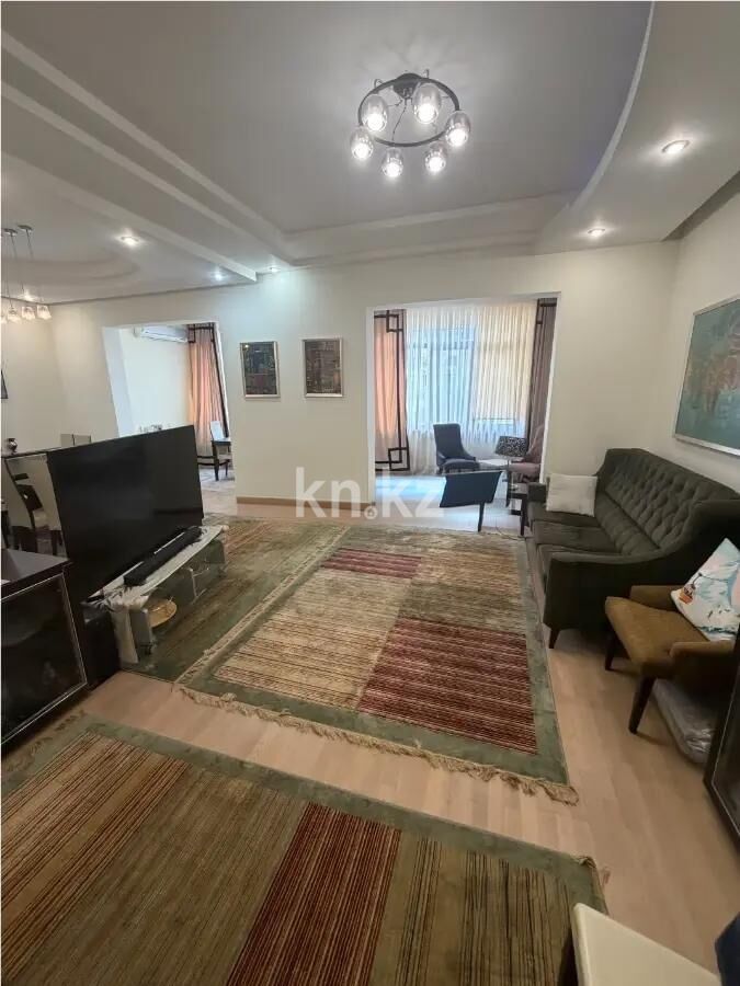 Продажа 4-комнатной квартиры, 208 м² - Продажа четырехкомнатных квартир в Медеуском р-не Алматы фото 1 из 4