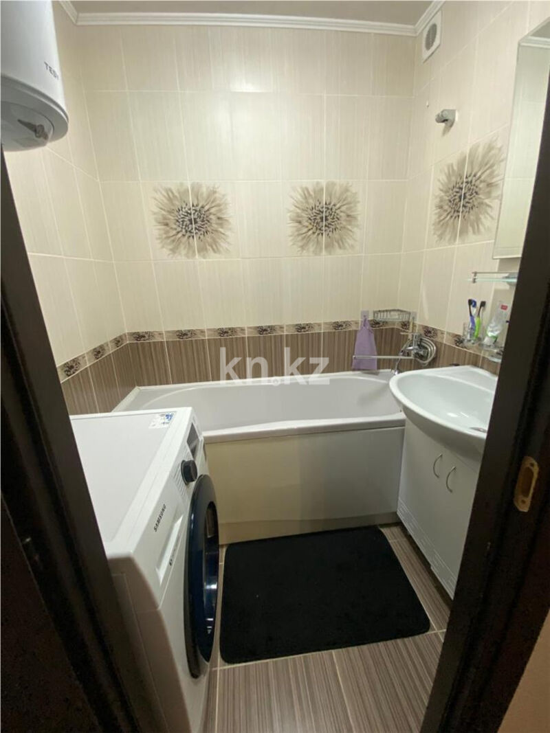 Продажа 4-комнатной квартиры, 80 м² - Продажа четырехкомнатных квартир в панельном доме в Караганде - страница 7 фото 15 из 24
