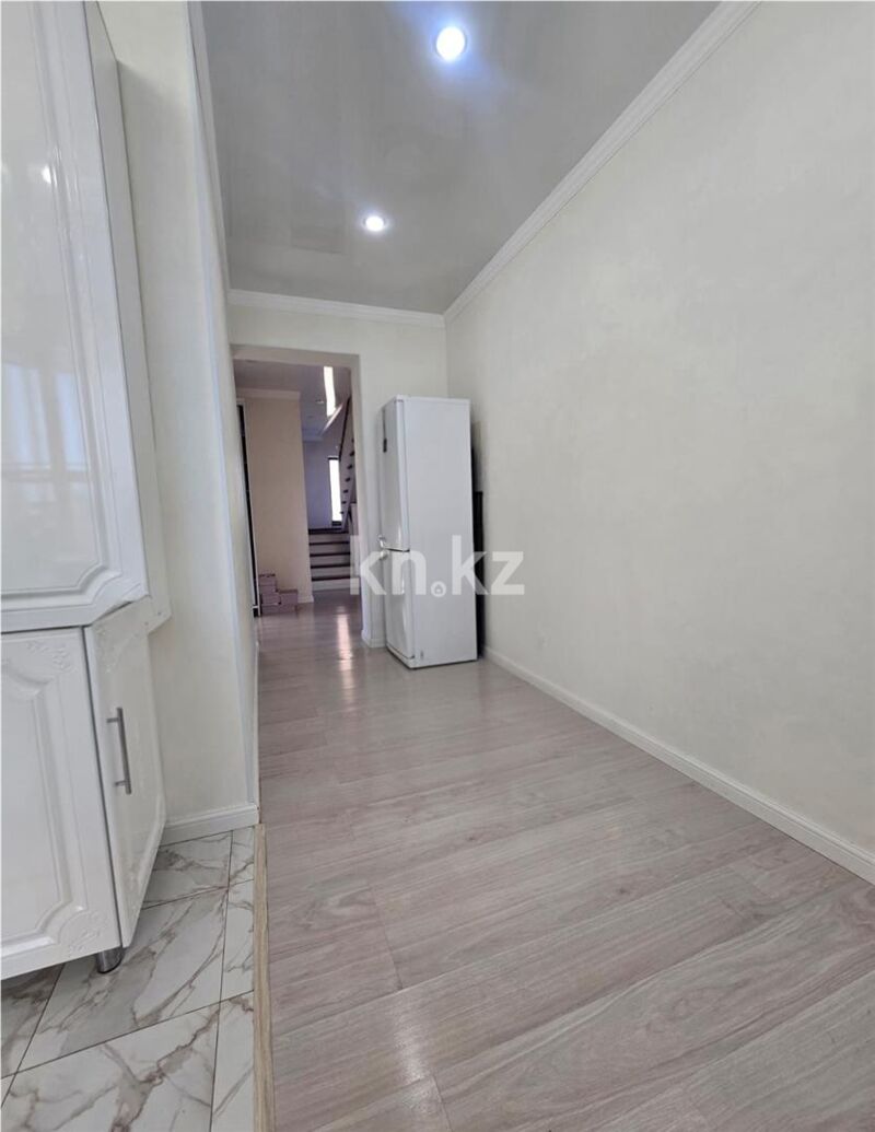 Продажа 7-комнатного дома, 330 м² - Продажа домов, коттеджей в Караганде - страница 5 фото 35 из 51