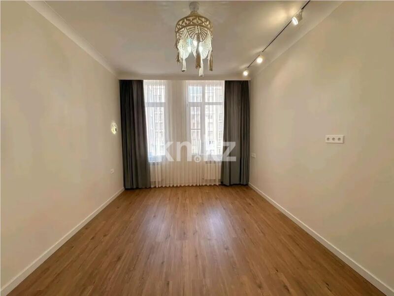 Продажа 2-комнатной квартиры, 65 м² - Продажа двухкомнатных квартир в р-не Есиль Астаны - страница 14 фото 1 из 5
