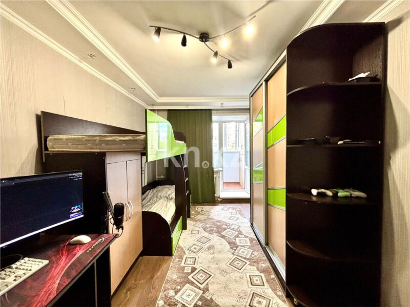Продажа 3-комнатной квартиры, 80 м² - Продажа квартир в Михайловке Караганды - страница 4 фото 8 из 22