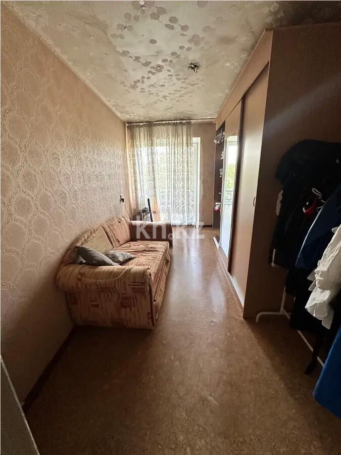 Продажа 4-комнатной квартиры, 70 м² - Продажа четырехкомнатных квартир в кирпичном доме в Караганде - страница 3 фото 3 из 7