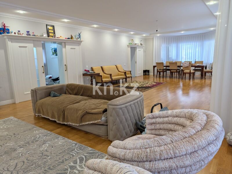Продажа 6-комнатного дома, 475 м² - Продажа пятикомнатных и более домов, коттеджей в Астане фото 2 из 3