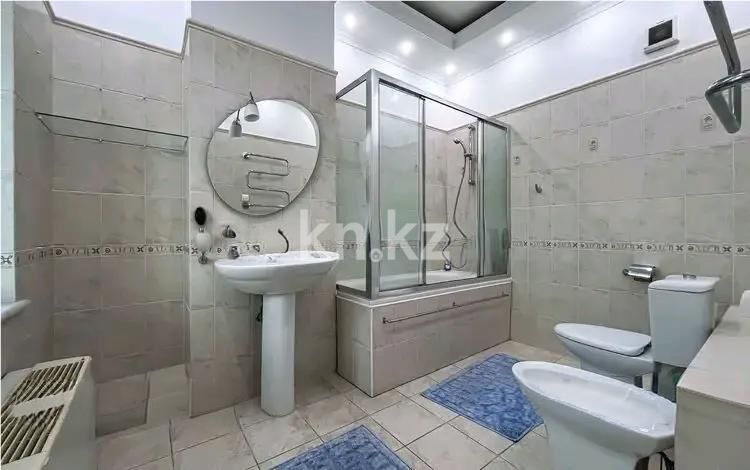 Продажа 4-комнатной квартиры, 209 м² - Продажа четырехкомнатных квартир в кирпичном доме в Алматы - страница 4 фото 5 из 6