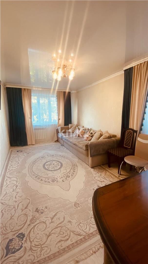 Продажа 3-комнатной квартиры, 62 м² - Продажа трехкомнатных квартир в Майкудуке Караганды - страница 8 фото 1 из 13