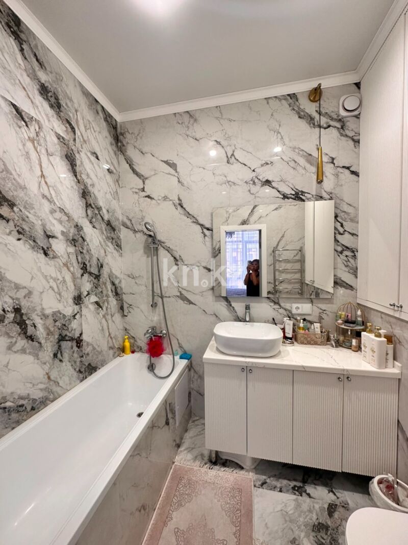 Продажа 5-комнатной квартиры, 160 м² - Продажа пятикомнатных и более квартир в кирпичном доме в Казахстане - страница 2 фото 15 из 23