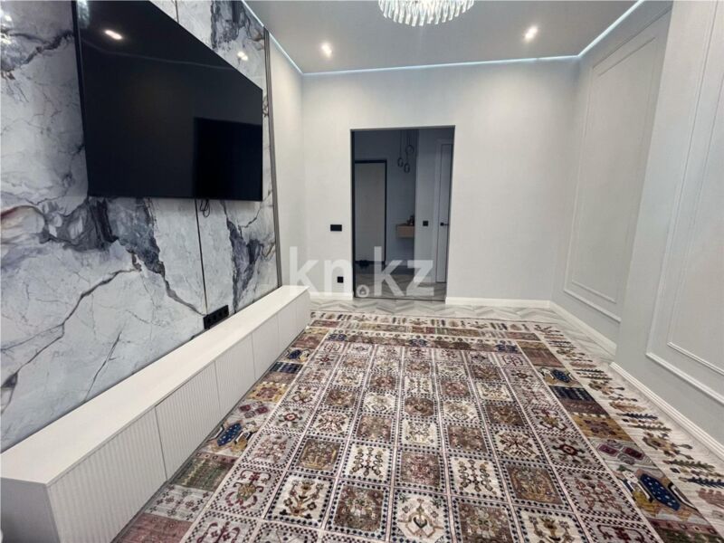 Продажа 2-комнатной квартиры, 63 м² - Продажа двухкомнатных квартир в монолитно-каркасном доме в Караганде - страница 3 фото 1 из 24