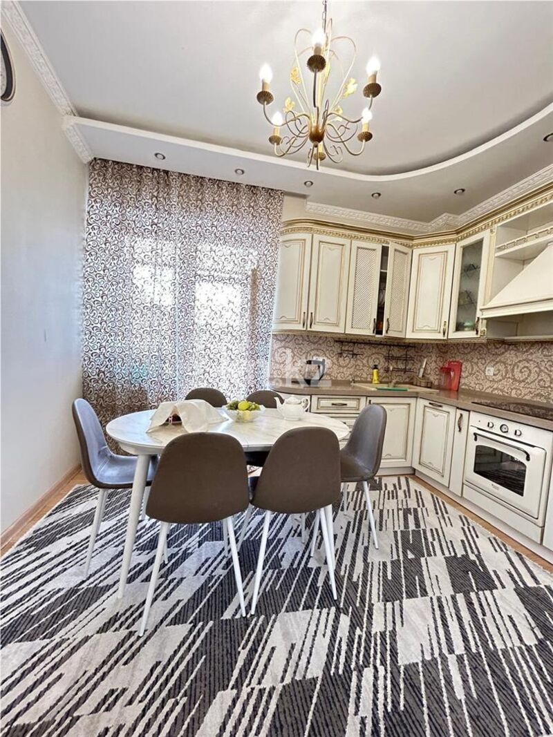 Продажа 4-комнатной квартиры, 121.1 м² - Продажа четырехкомнатных квартир в кирпичном доме в Казахстане - страница 8 фото 7 из 39