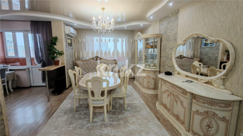 Продажа 3-комнатной квартиры, 90 м² - Продажа квартир в блочном доме в Караганде - страница 3 фото 2 из 27