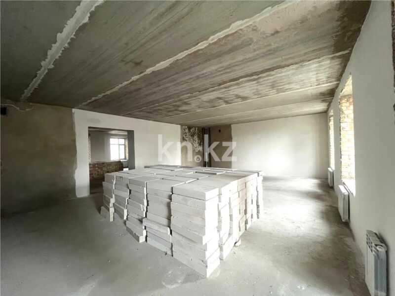 Продажа 4-комнатной квартиры, 133 м² - Продажа четырехкомнатных квартир в кирпичном доме в Караганде - страница 5 фото 2 из 3