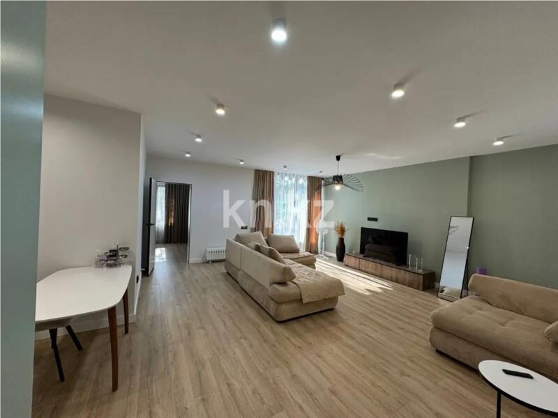 Продажа 2-комнатной квартиры, 75 м² - Продажа двухкомнатных квартир в кирпичном доме в Алматы - страница 9 фото 1 из 5