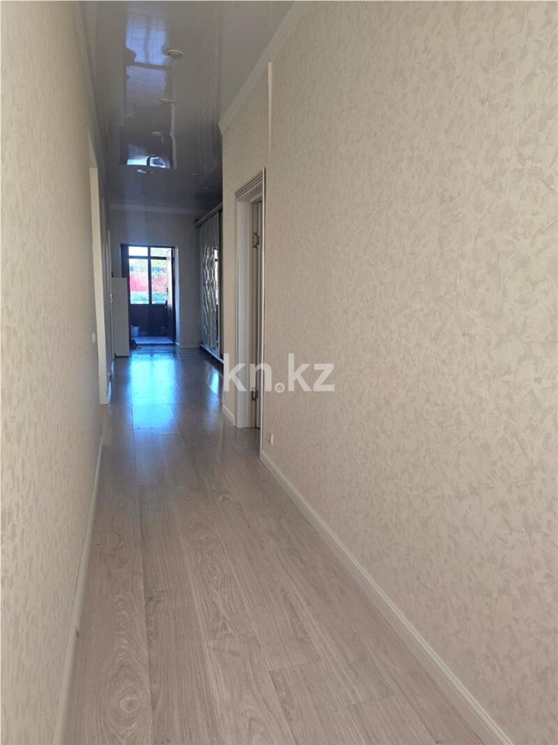 Продажа 7-комнатного дома, 330 м² - Продажа домов, коттеджей в Караганде - страница 5 фото 34 из 51