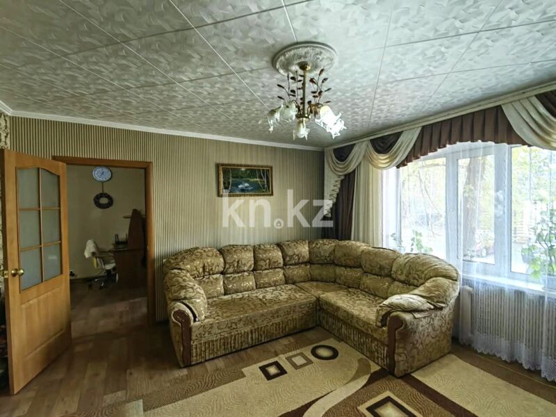 Продажа 3-комнатной квартиры, 63 м² - Продажа трехкомнатных квартир на Юго-Востоке Караганды фото 5 из 40