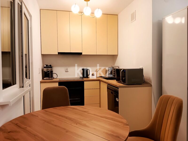 Продажа 2-комнатной квартиры, 43.3 м² - Продажа двухкомнатных квартир в монолитном доме в Казахстане - страница 10 фото 1 из 13