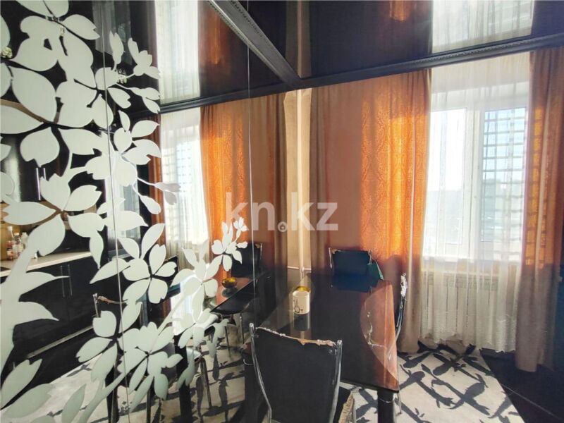 Продажа 2-комнатной квартиры, 54 м² - Продажа двухкомнатных квартир на Юго-Востоке Караганды - страница 19 фото 8 из 12