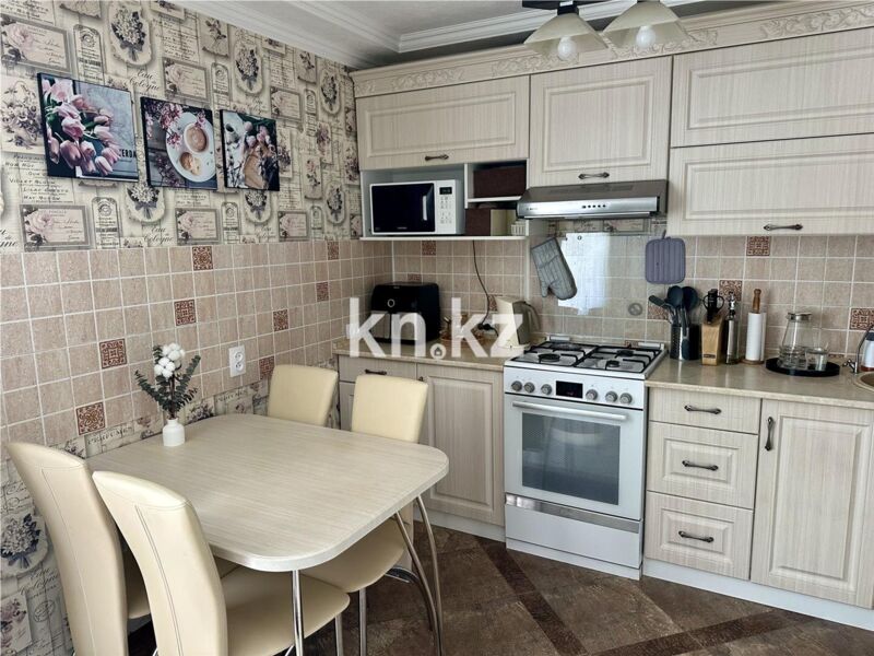 Продажа 3-комнатной квартиры, 62 м² - Продажа трехкомнатных квартир в кирпичном доме в Казахстане - страница 4 фото 2 из 4