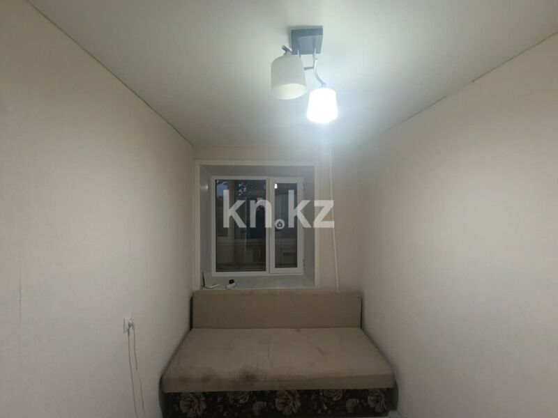 Продажа 3-комнатной квартиры, 46 м² - Продажа квартир в блочном доме в Караганде - страница 2 фото 5 из 9