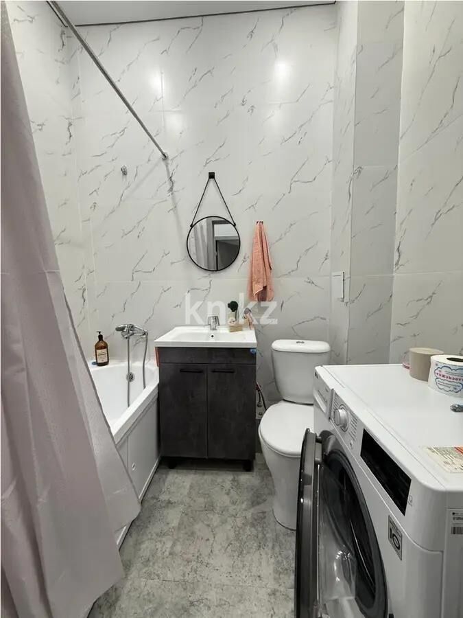 Продажа 1-комнатной квартиры, 42 м² - Продажа однокомнатных квартир в р-не Сарайшык Астаны - страница 11 фото 3 из 4