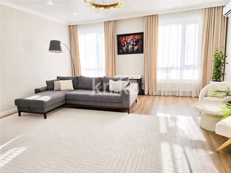 Продажа 4-комнатной квартиры, 135 м² - Продажа четырехкомнатных квартир в кирпичном доме в Казахстане фото 1 из 8