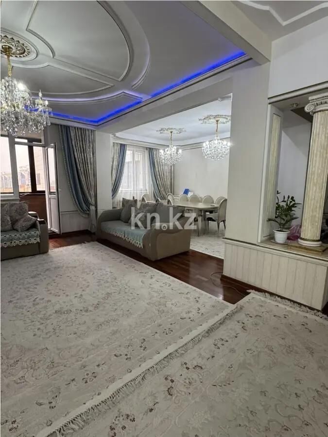 Продажа 5-комнатной квартиры, 200 м² - Продажа пятикомнатных и более квартир в кирпичном доме в Астане - страница 2 фото 1 из 8