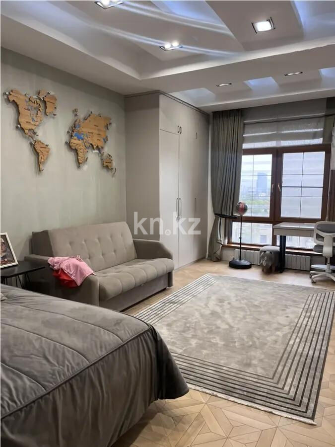 Продажа 6-комнатной квартиры, 300 м² - Продажа пятикомнатных и более квартир в монолитно-каркасном доме в Алматы фото 3 из 9